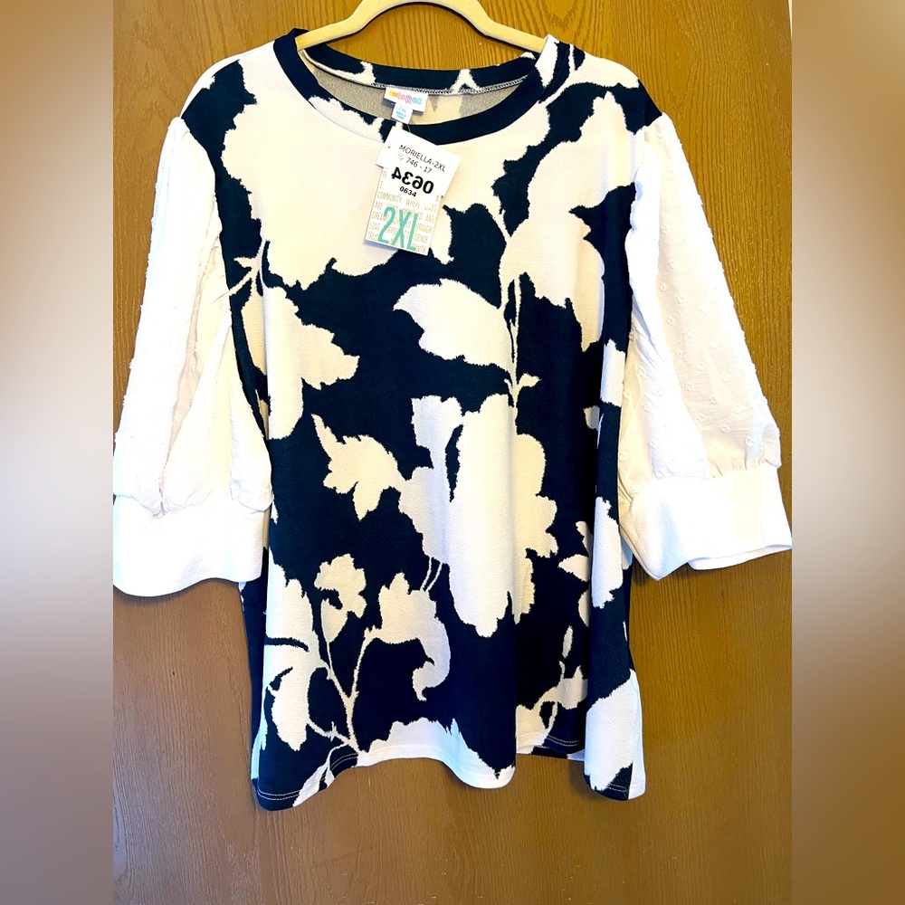 NWT LuLaRoe blue/white Moriella size XL